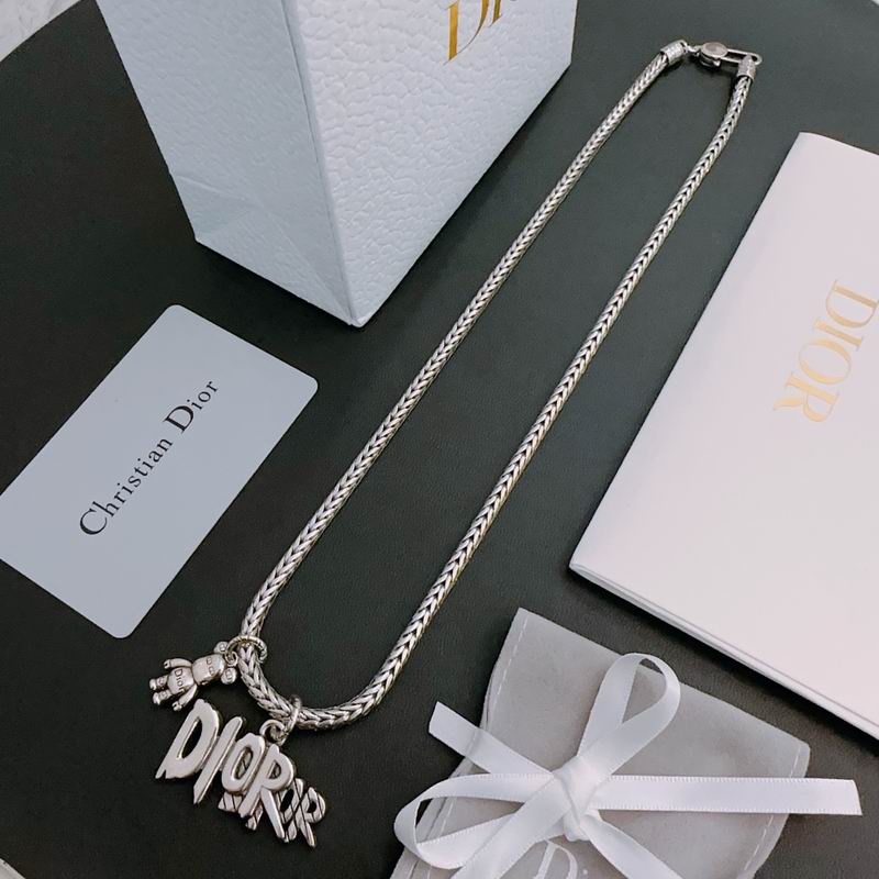 Dior Necklace 05lyr393